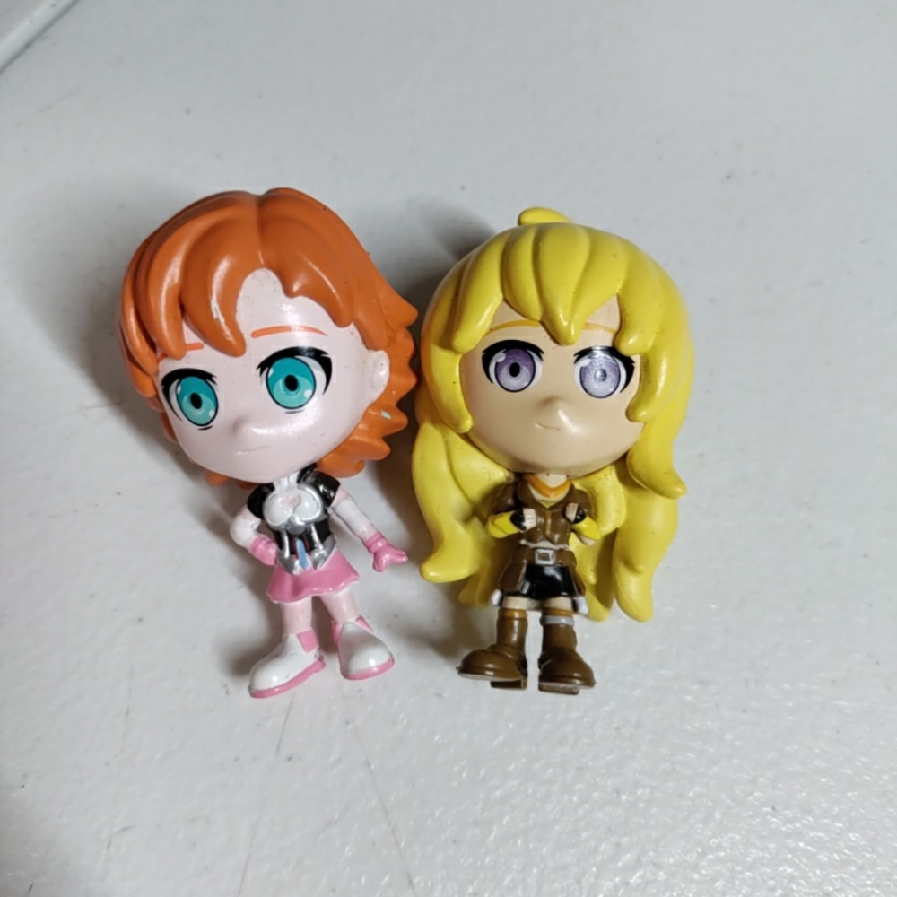 RWBY mystery figure lot 2